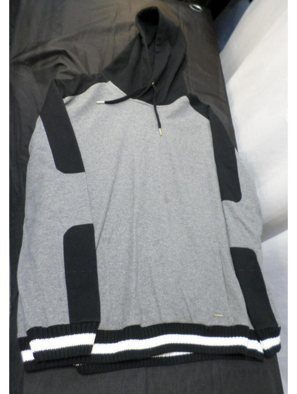 DESIGNER SEAN JOHN COTTON BLEND PULLOVER GRAY & BLACK HOODIE SIZE XX-LARGE